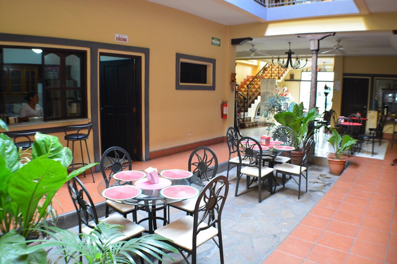 Hotel Los Balcones De Chinandega Esterno foto