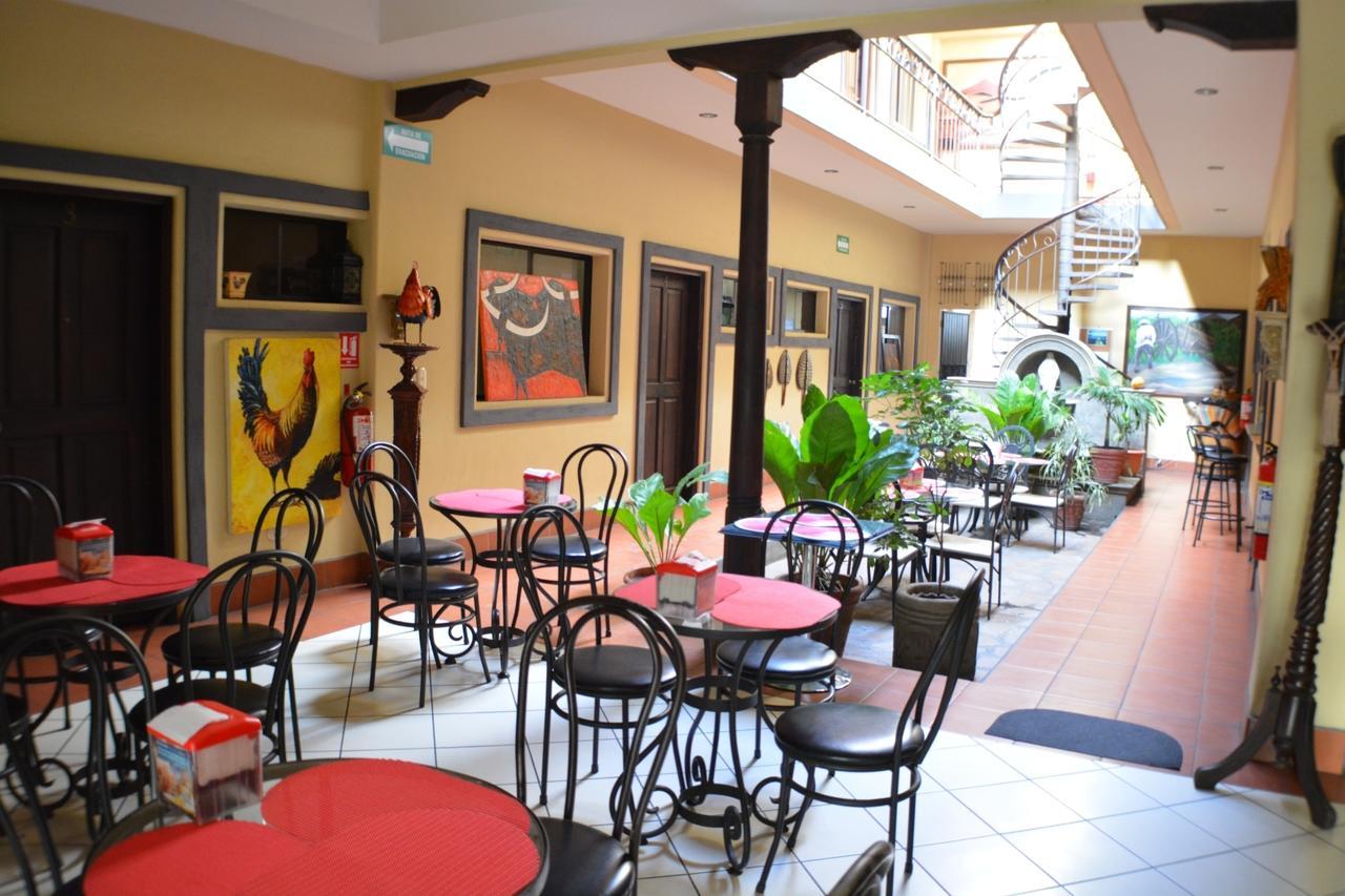 Hotel Los Balcones De Chinandega Esterno foto