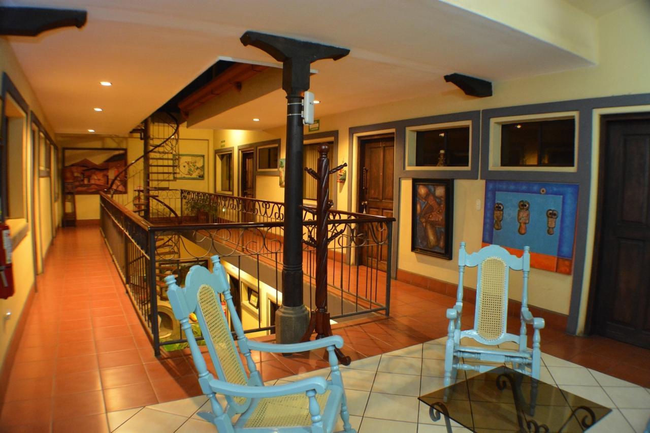 Hotel Los Balcones De Chinandega Esterno foto